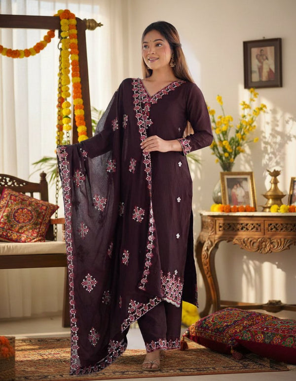 Heavy Pure Chinon Silk Embroidered 3-Piece Suit Set ✨